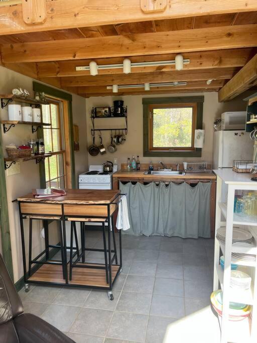 Secluded Cabin On Red Haven Farm Irvine Extérieur photo